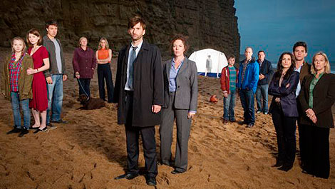 El reparto casi, casi al completo. Y casi todos, sospechosos