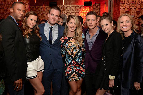 Pato de la Prensa Rosa opina: todos guapísimos y elegantísimos en la serie.